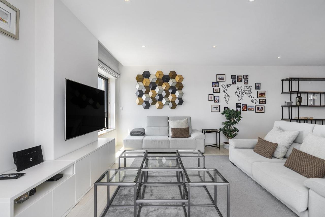 Whome Family Condo - Urban Retreat With Parking, Ac, Elevator In Great Location Lisbon Bagian luar foto