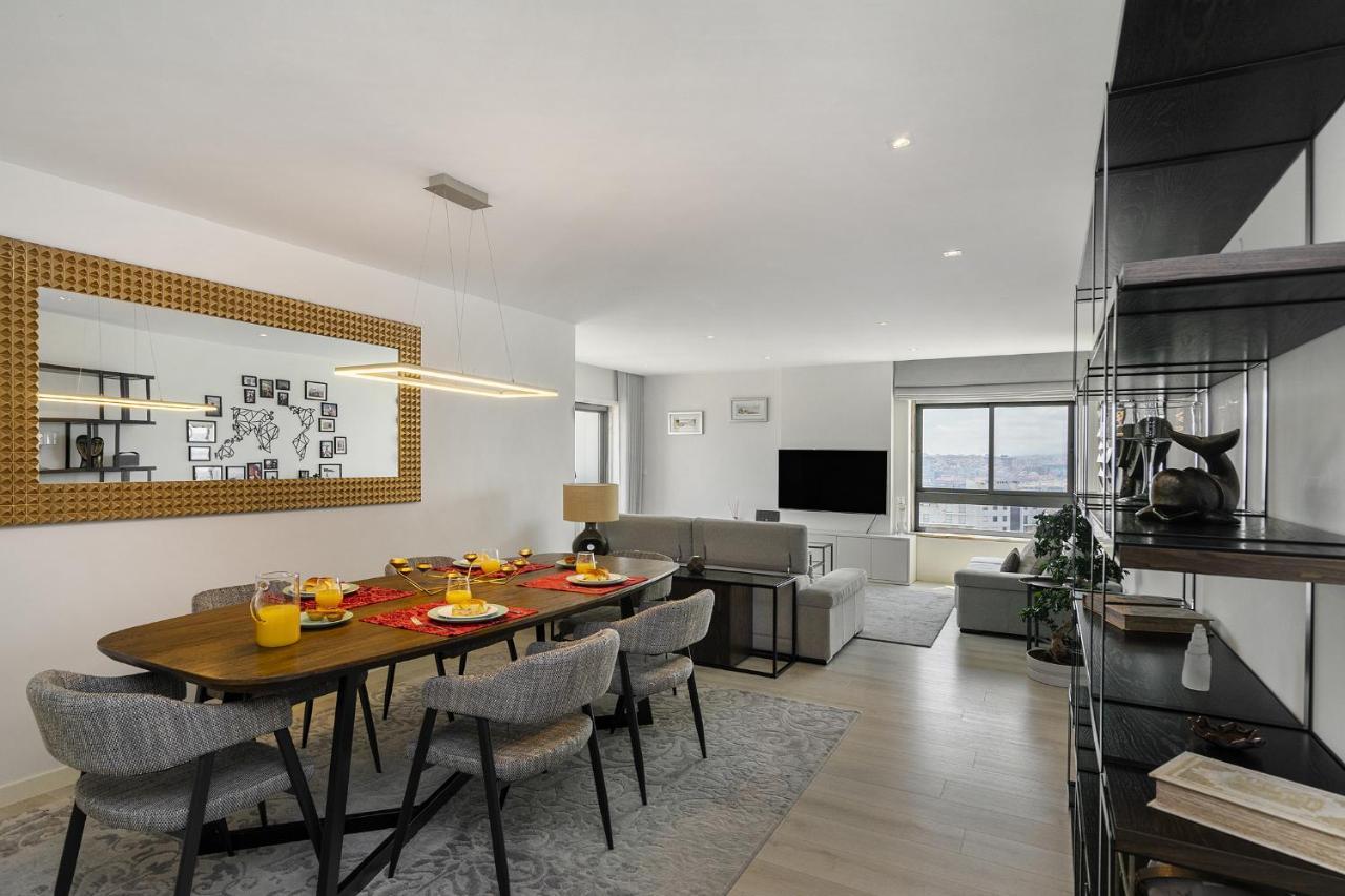 Whome Family Condo - Urban Retreat With Parking, Ac, Elevator In Great Location Lisbon Bagian luar foto