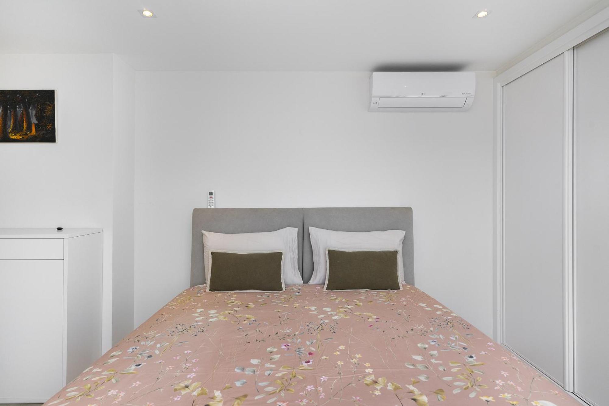 Whome Family Condo - Urban Retreat With Parking, Ac, Elevator In Great Location Lisbon Bagian luar foto